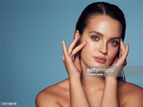 mujeres bonitas|2.389.807 Mulheres Bonitas Stock Photos, High